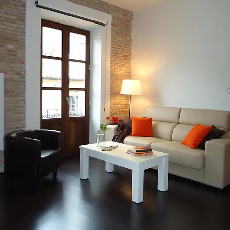 Apartamento Turísticos Mauror Granada