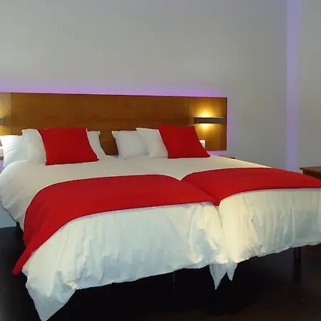 Apartamento Turísticos Mauror *