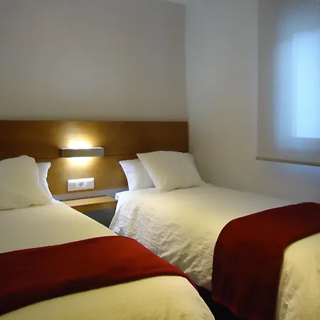 아파르타멘토스 투리스티코스 마우로르