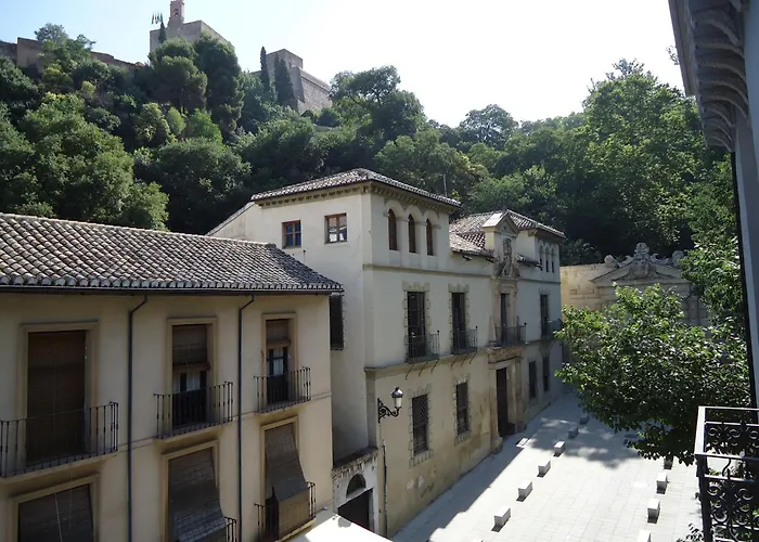 茂日旅行者公寓
